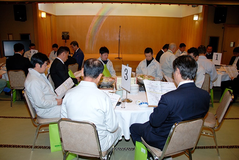 写真:災害防止計画の説明